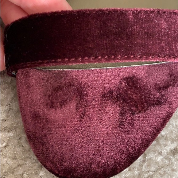 Bandolino Velvet Open Toe - Picture 4 of 5